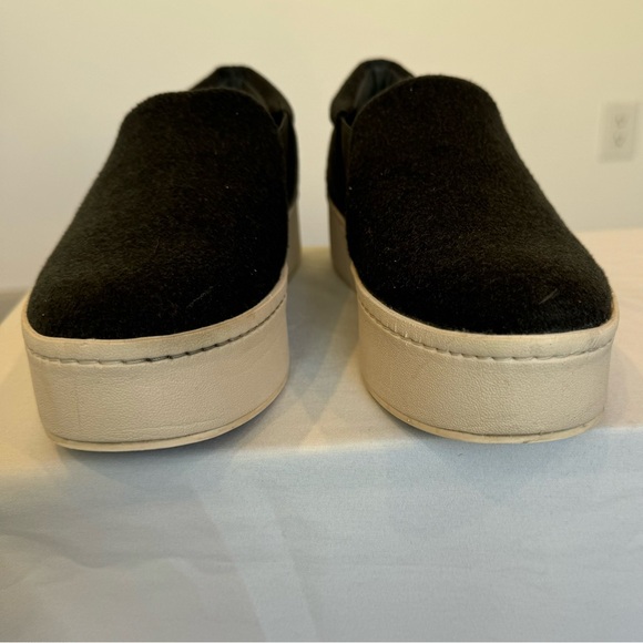 Vince Women’s Platform Sneaker Size 7M/EUR 37. - Picture 15 of 15